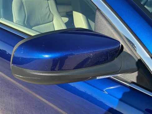 Used 2015 Ford Taurus SEL w/ Equipment Group 201A image 11