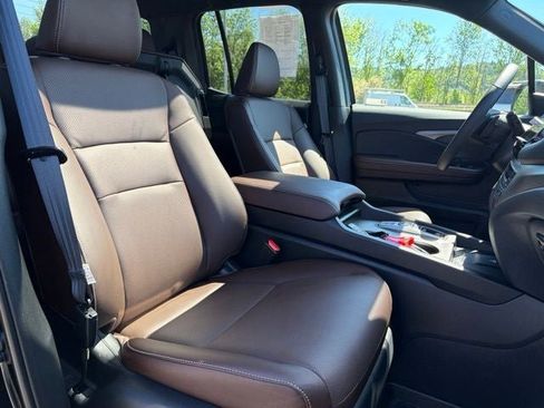 Used 2025 Honda Ridgeline RTL image 13