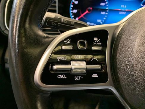 Used 2022 Mercedes-Benz GLS 450 4MATIC image 22