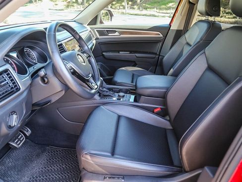 Used 2018 Volkswagen Atlas SEL w/ R-Line Package image 26