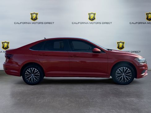 Used 2020 Volkswagen Jetta SE w/ SE Cold Weather Package image 6