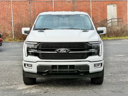 New 2025 Ford F150 Platinum w/ FX4 Off-Road Package image 11
