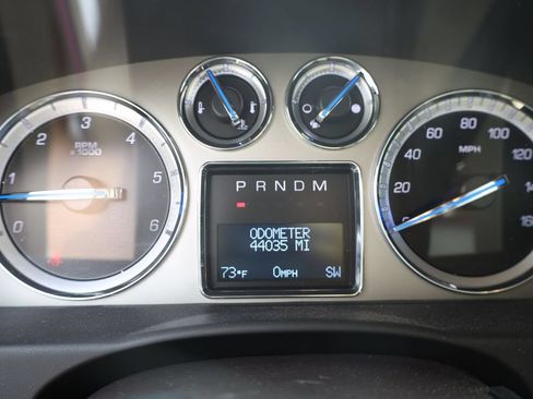 Used 2011 Cadillac Escalade ESV Premium AWD/4WD image 14