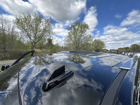 Used 2016 Cadillac Escalade Premium AWD/4WD image 15