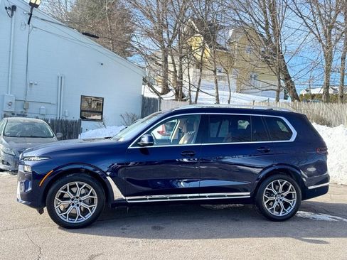 Used 2024 BMW X7 xDrive40i image 3