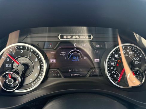 Used 2020 RAM 1500 Laramie AWD/4WD image 22