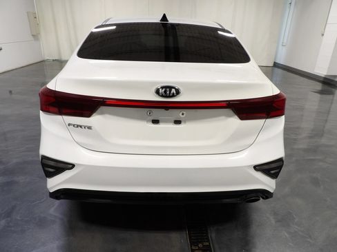 Used 2021 Kia Forte LXS FWD image 5