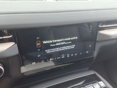 New 2026 Lincoln Navigator Reserve AWD/4WD image 26