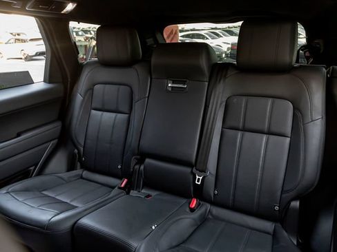 Used 2019 Land Rover Range Rover Sport HSE AWD/4WD image 31