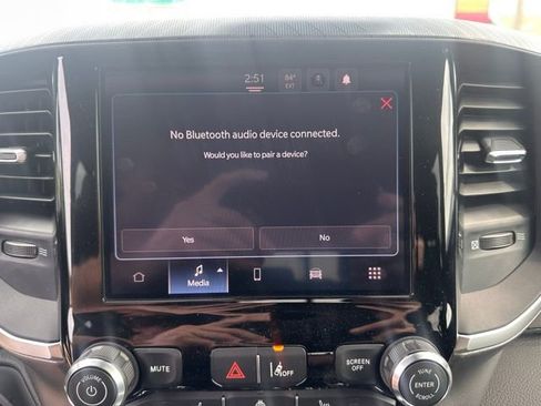 New 2025 RAM 1500 Big Horn AWD/4WD image 19