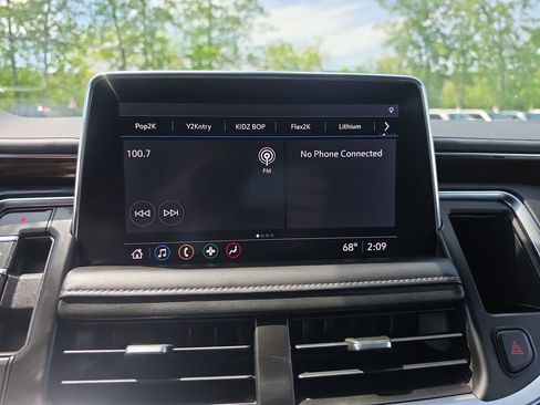 Used 2021 GMC Yukon XL SLE AWD/4WD image 19