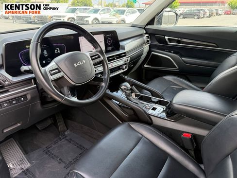 Used 2025 Kia Telluride S AWD/4WD image 31