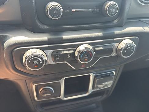 Used 2020 Jeep Gladiator Sport w/ Trailer Tow Package AWD/4WD image 27