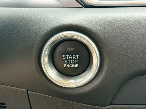 Used 2021 MAZDA CX-5 Touring image 34