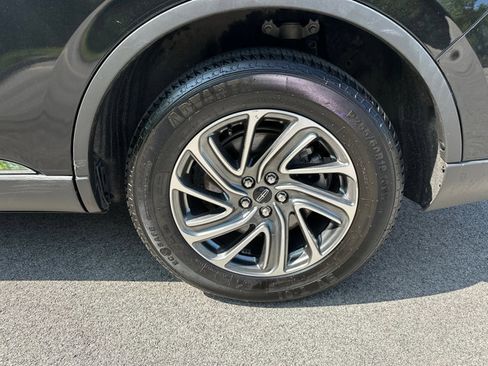 Used 2023 Lincoln Aviator AWD image 14