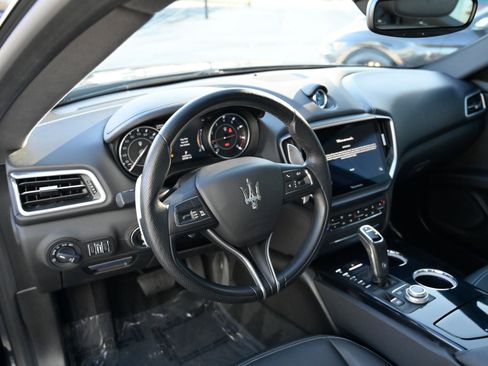 Certified 2022 Maserati Ghibli Modena Q4 image 16