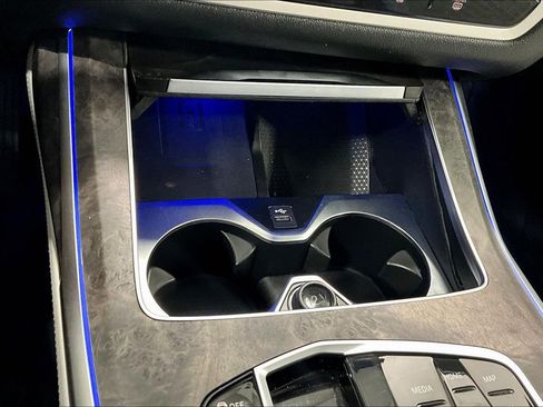 Certified 2023 BMW X7 xDrive40i image 31