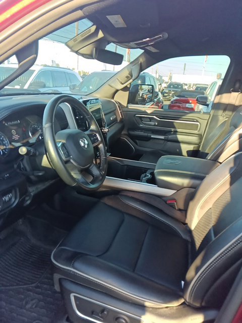 Used 2022 RAM 1500 Laramie w/ Sport Appearance Package AWD/4WD image 6