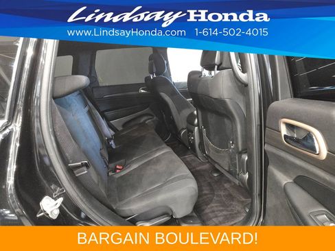 Used 2016 Jeep Grand Cherokee Laredo w/ Quick Order Package 23E AWD/4WD image 11