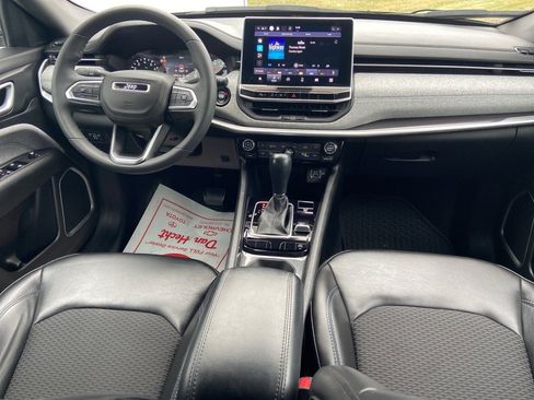 Used 2023 Jeep Compass Latitude w/ Convenience Group image 7