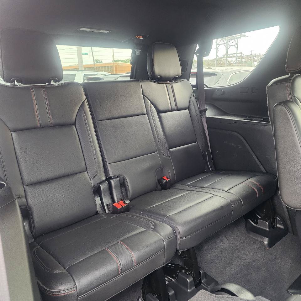 Used 2021 Chevrolet Tahoe RST w/ Luxury Package AWD/4WD image 15