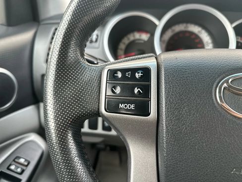 Used 2012 Toyota Tacoma 4x4 Double Cab w/ TRD Sport Pkg image 25