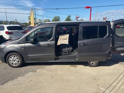 Used 2016 Ford Transit Connect XLT FWD image 10