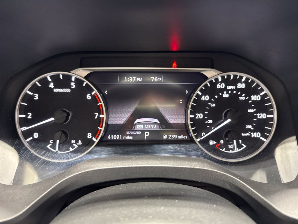 Used 2023 Nissan Rogue SV w/ SV Premium B Package FWD image 12