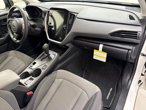 Used 2025 Subaru Crosstrek 2.0i Premium image 23