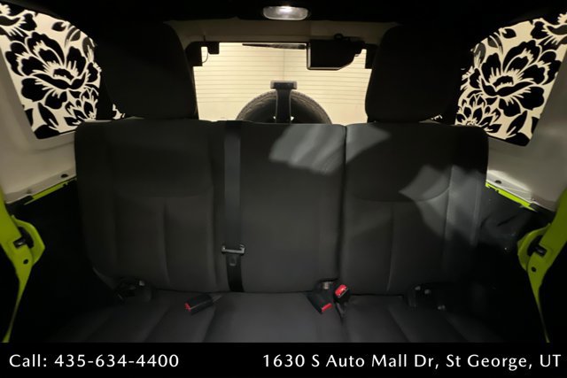 Used 2017 Jeep Wrangler Unlimited Sport w/ Connectivity Group AWD/4WD image 25