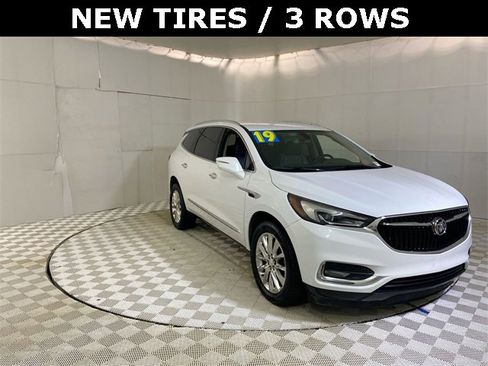 Used 2019 Buick Enclave Essence w/ Trailering Package, 5000 lbs. image 1