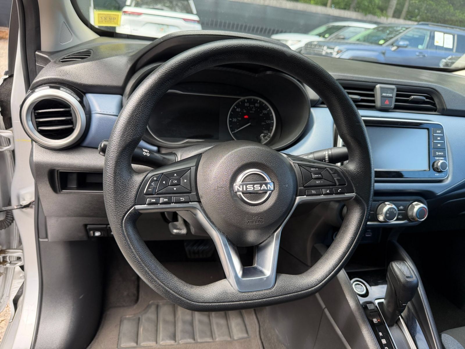 Used 2025 Nissan Versa SV FWD image 26