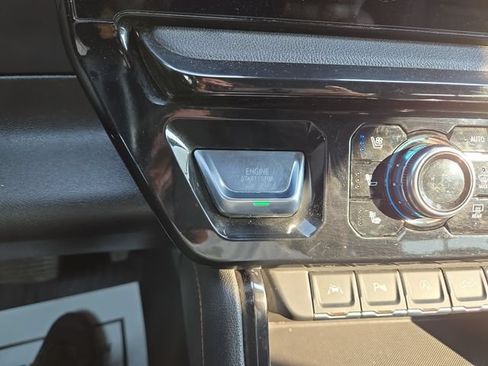 Used 2024 GMC Sierra 1500 AT4 w/ AT4 Premium Package AWD/4WD image 22