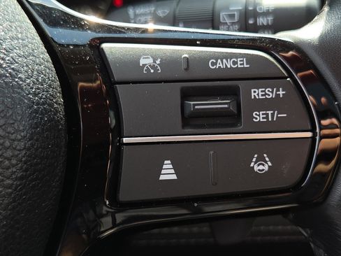 Used 2024 Honda Pilot Touring image 36