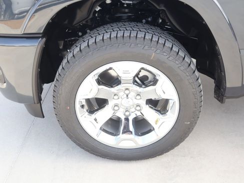 New 2026 RAM 1500 Big Horn AWD/4WD image 18