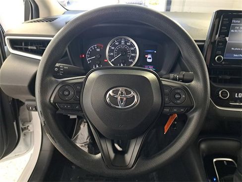 Used 2022 Toyota Corolla LE image 26