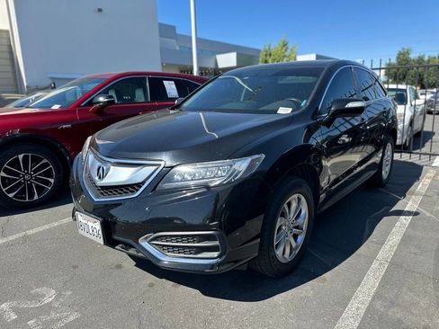 Used 2018 Acura RDX FWD w/ Technology Package image 4