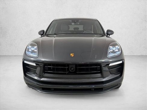 Certified 2023 Porsche Macan AWD/4WD image 6