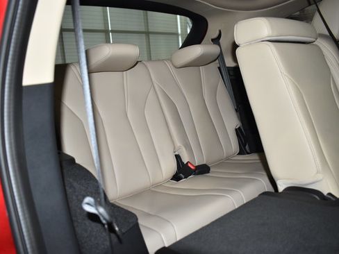 Used 2025 Acura MDX w/Technology Package image 28