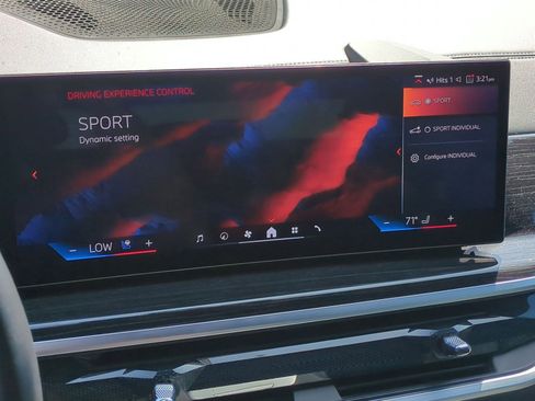 Certified 2024 BMW X5 xDrive50e w/ M Sport Package image 23