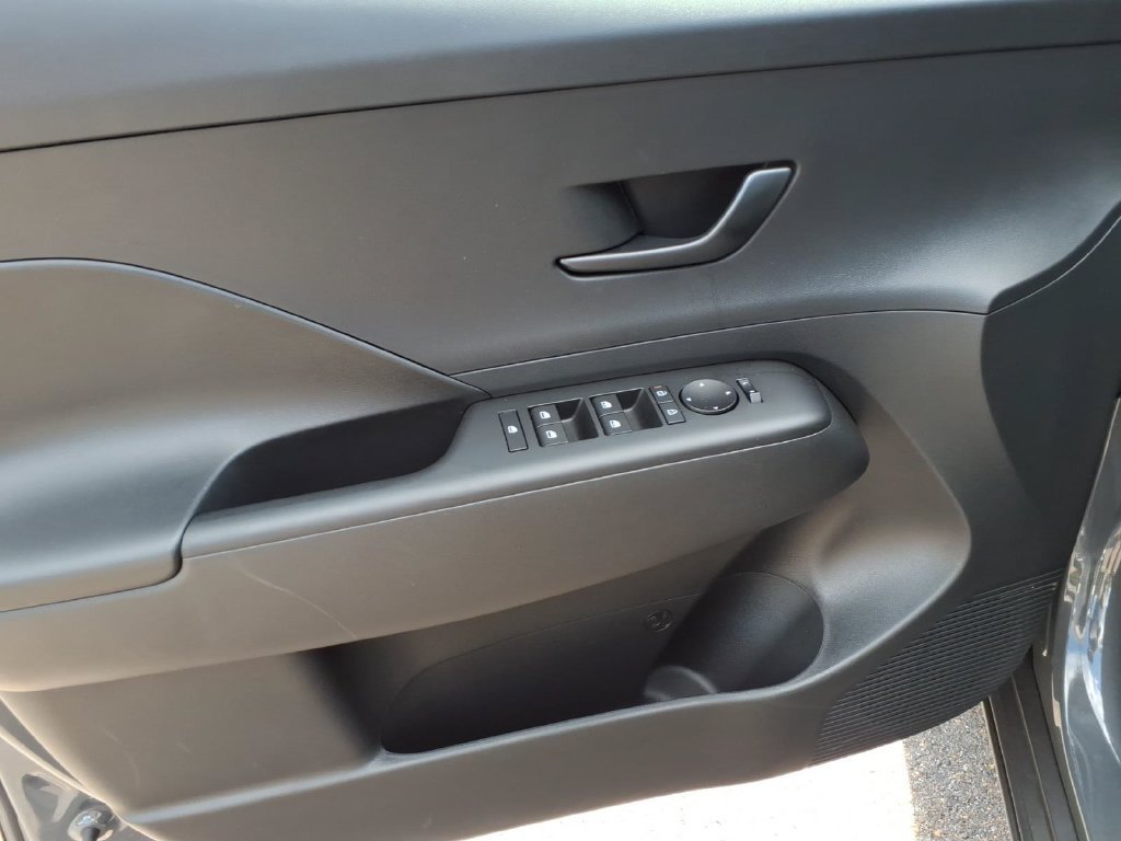 New 2027 Hyundai Kona SEL Sport FWD image 13