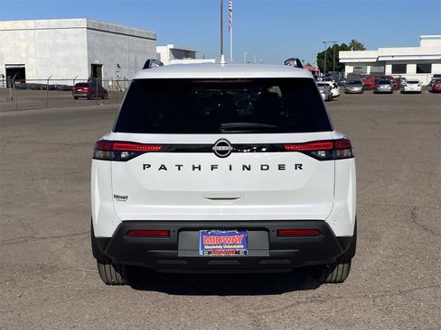 New 2025 Nissan Pathfinder SV w/ Black Appearance Package image 5