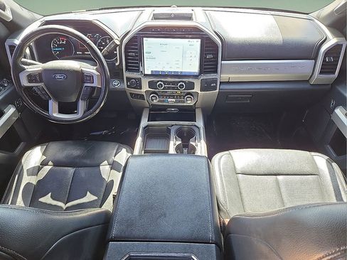 Used 2022 Ford F250 Lariat w/ Lariat Ultimate Package image 17