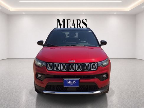 Used 2025 Jeep Compass Limited AWD/4WD image 8