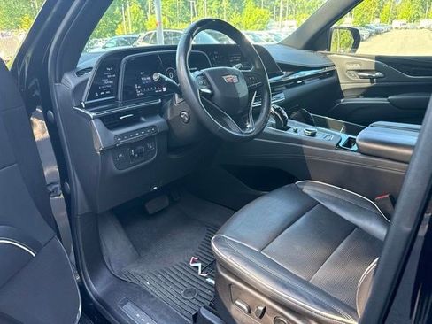 Used 2023 Cadillac Escalade Sport w/ Touring Package AWD/4WD image 16