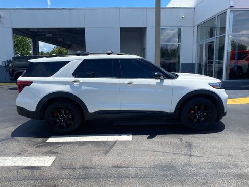 Used 2023 Ford Explorer ST w/ Equipment Group 401A AWD/4WD image 11