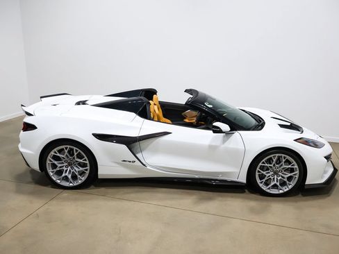 Used 2026 Chevrolet Corvette ZR1 w/ Battery Protection Package RWD image 61