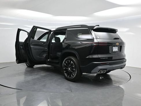 New 2026 Chevrolet Traverse LT w/ Sun and Wheel Package FWD image 60