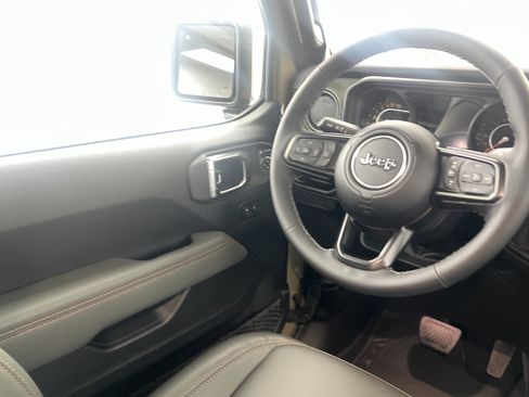 New 2025 Jeep Gladiator Mojave AWD/4WD image 11