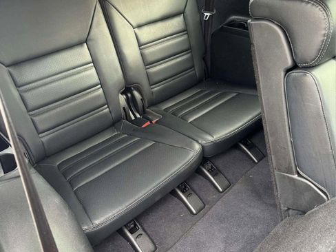 Used 2019 Kia Sorento EX image 12